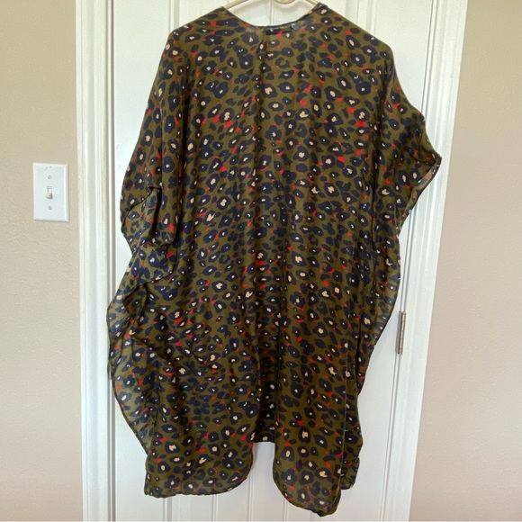 Do Everything in Love Women’s One Size Leopard Print Coverup - Picture 2 of 6
